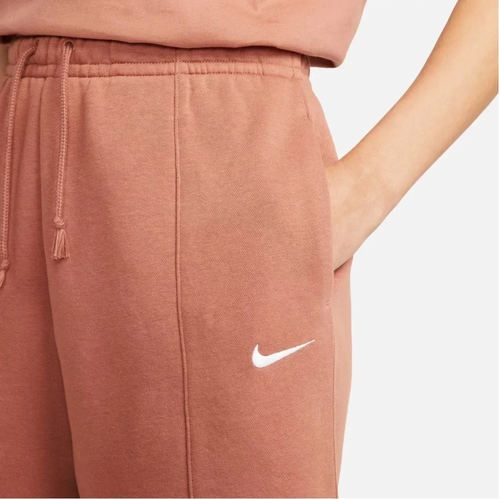 Nike Women's Sportswear Essential Fleece High Rise Shorts Size S Mineral Clay